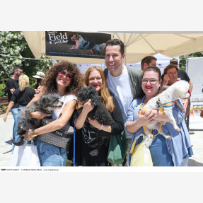 Εκδήλωση του “Cosmos Pet Supplies”, στα πλαίσια του “Woof Festival 2024”, στηρίζοντας το πολύτιμο έργο του οργανισμού “Χαμόγελο του Παιδιού”!