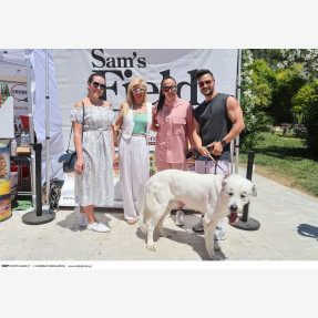 Εκδήλωση του “Cosmos Pet Supplies”, στα πλαίσια του “Woof Festival 2024”, στηρίζοντας το πολύτιμο έργο του οργανισμού “Χαμόγελο του Παιδιού”!