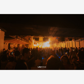 Sold out premiere weekend για την Καίτη Γαρμπή στο νέο live club «LAV STAGE ATHENS»!