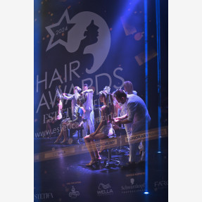 HAIR AWARDS 2024 BY ESTETICA HELLAS: ΛΑΜΨΗ ΚΑΙ ΓΟΗΤΕΙΑ ΣΤΟΝ ΚΟΡΥΦΑΙΟ ΘΕΣΜΟ ΤΗΣ ΧΩΡΑΣ ΓΙΑ ΤΗΝ ΑΝΑΔΕΙΞΗ ΤΗΣ ΚΟΜΜΩΤΙΚΗΣ ΤΕΧΝΗΣ!